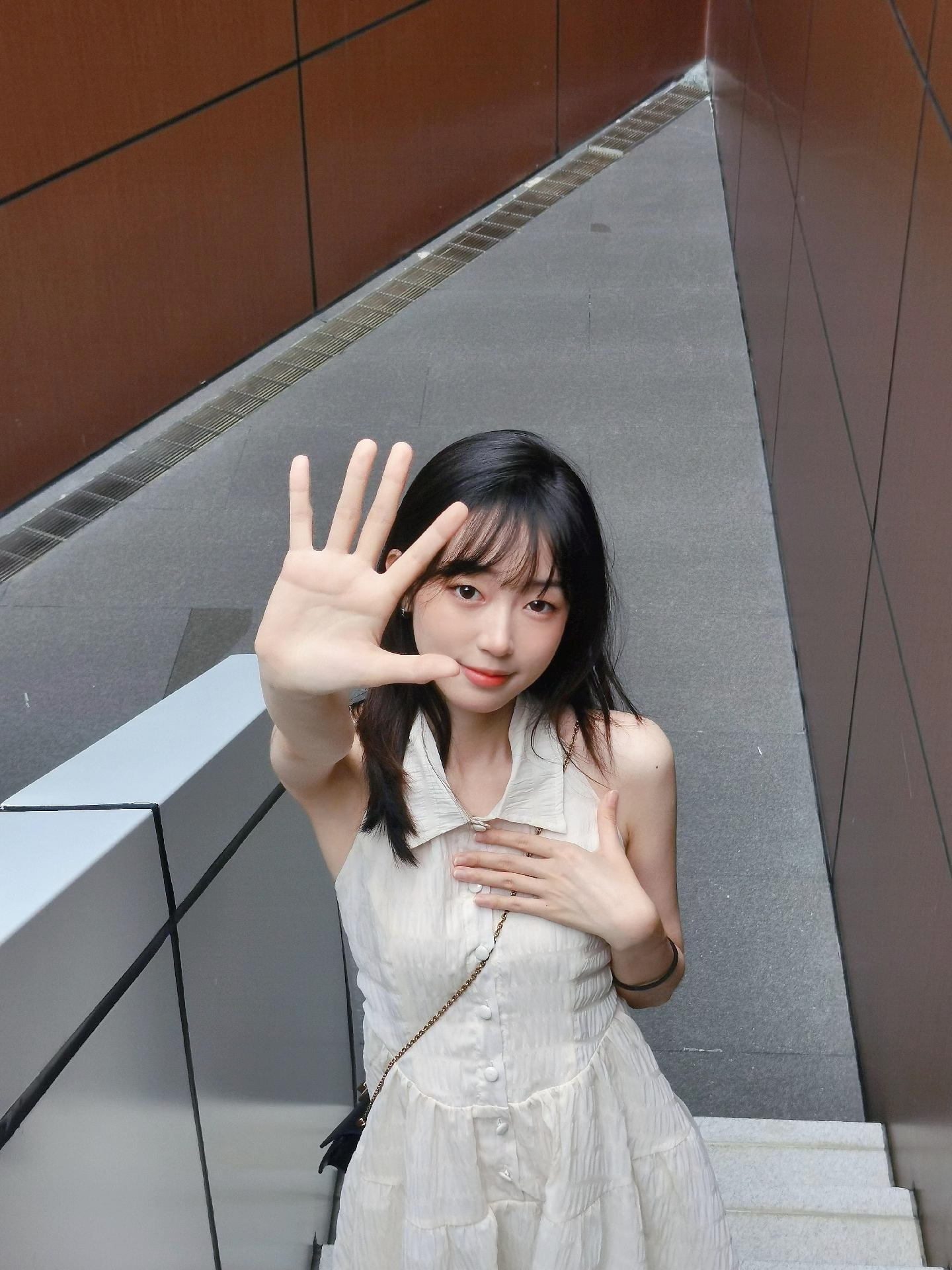 深圳謝百期最全原檔 極品高顏值美女日常影像多場景啪啪視頻 完美露臉顏射/iphone原图/IMG_5103_.jpg